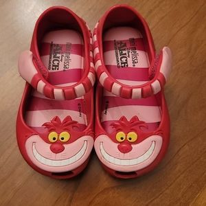 Mini Melissa Alice Wonderland theme